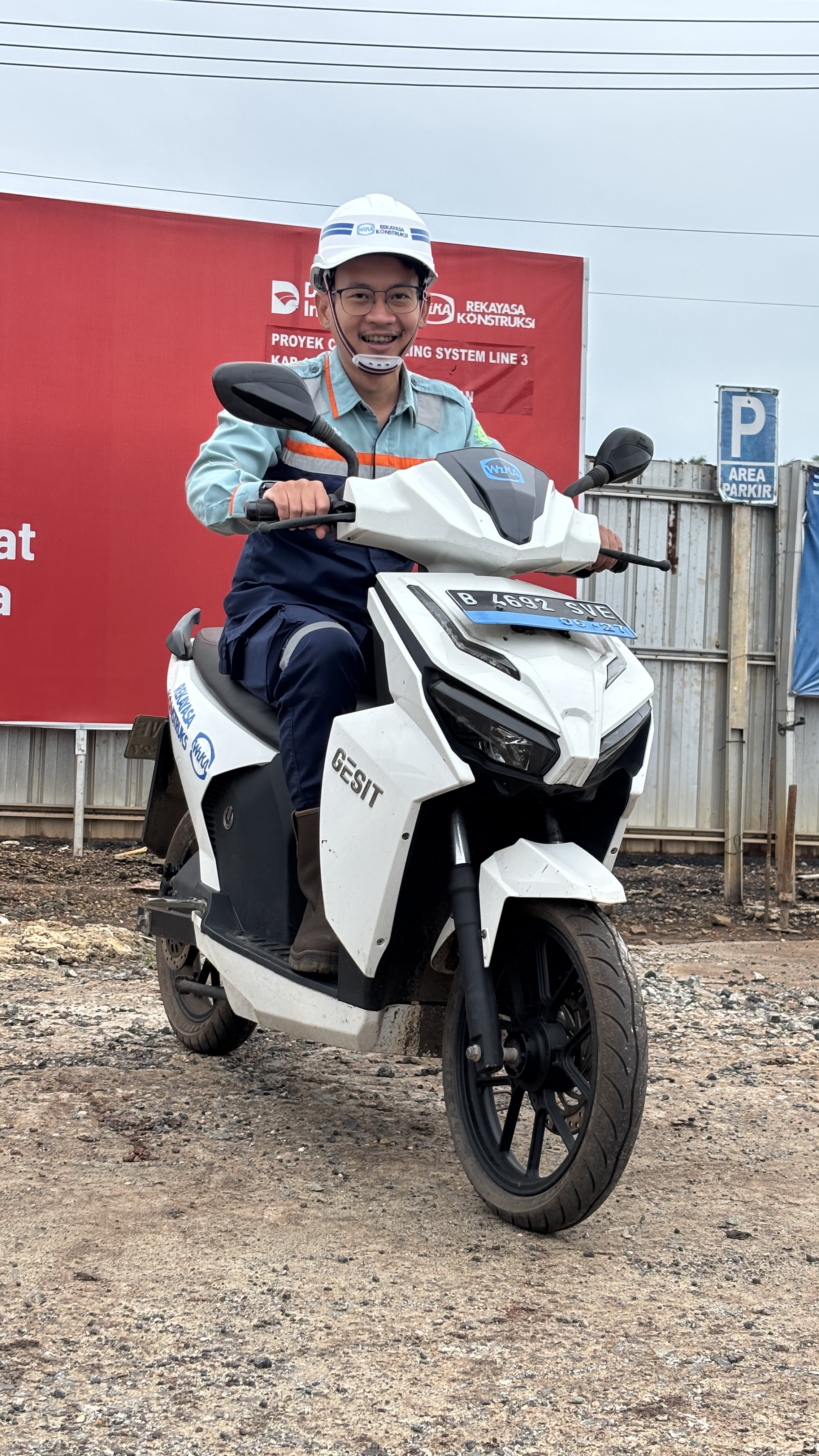 Gesits Motorcycle 1